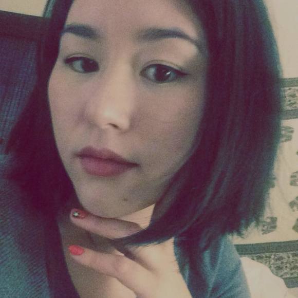 Meet your Posher, Ursula - Picture 1 of 1